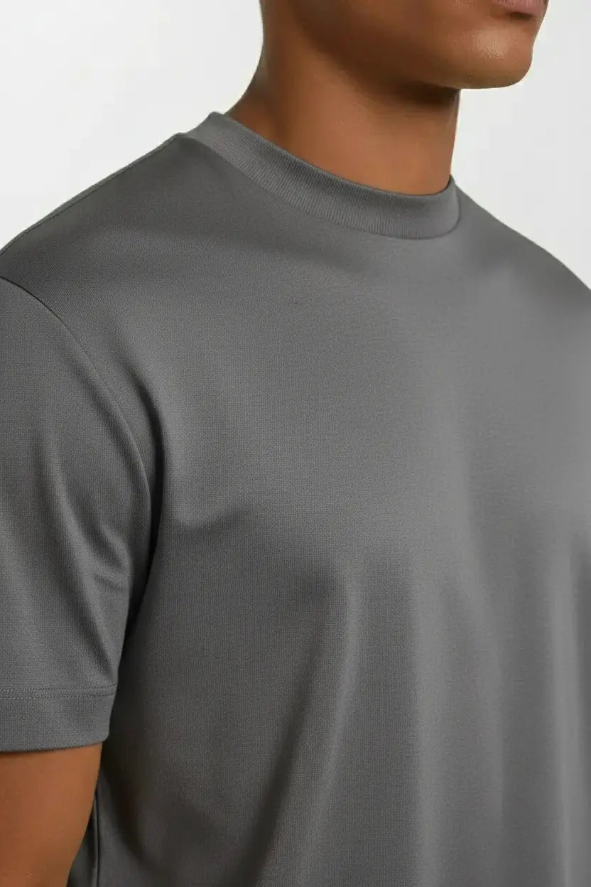 T-Shirt Brillante | 1 + 1 Gratis